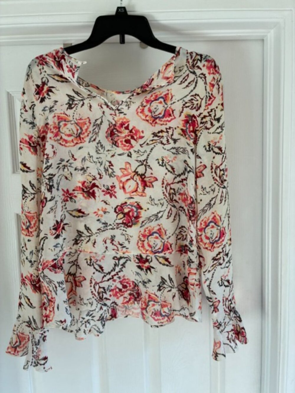 Banana Republic Floral Blouse, size small in great condition